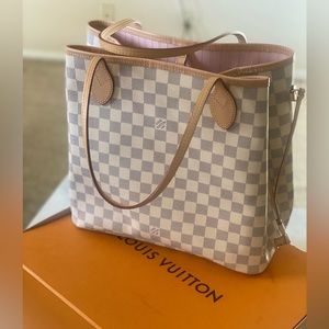 Louis Vuitton Neverfull